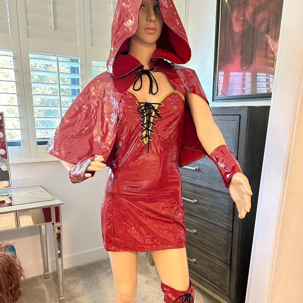 Sexy Little Red Riding Hood Halloween Costume